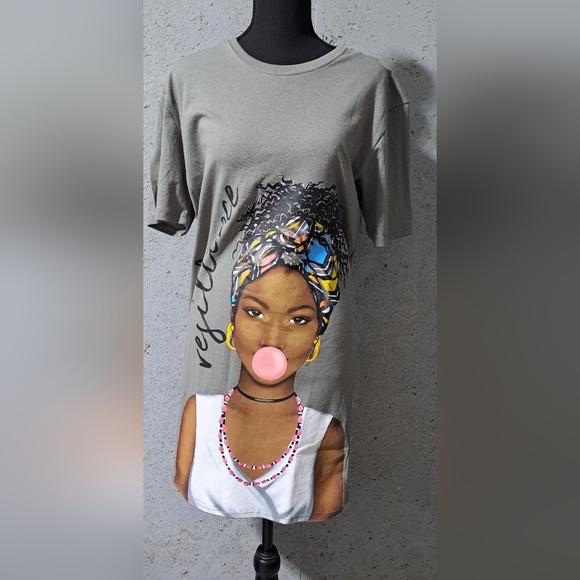 #052 Sz S Extended Tee Shirt Faux Leather 'like' Finish - NewInPack/NWT - Picture 1 of 9